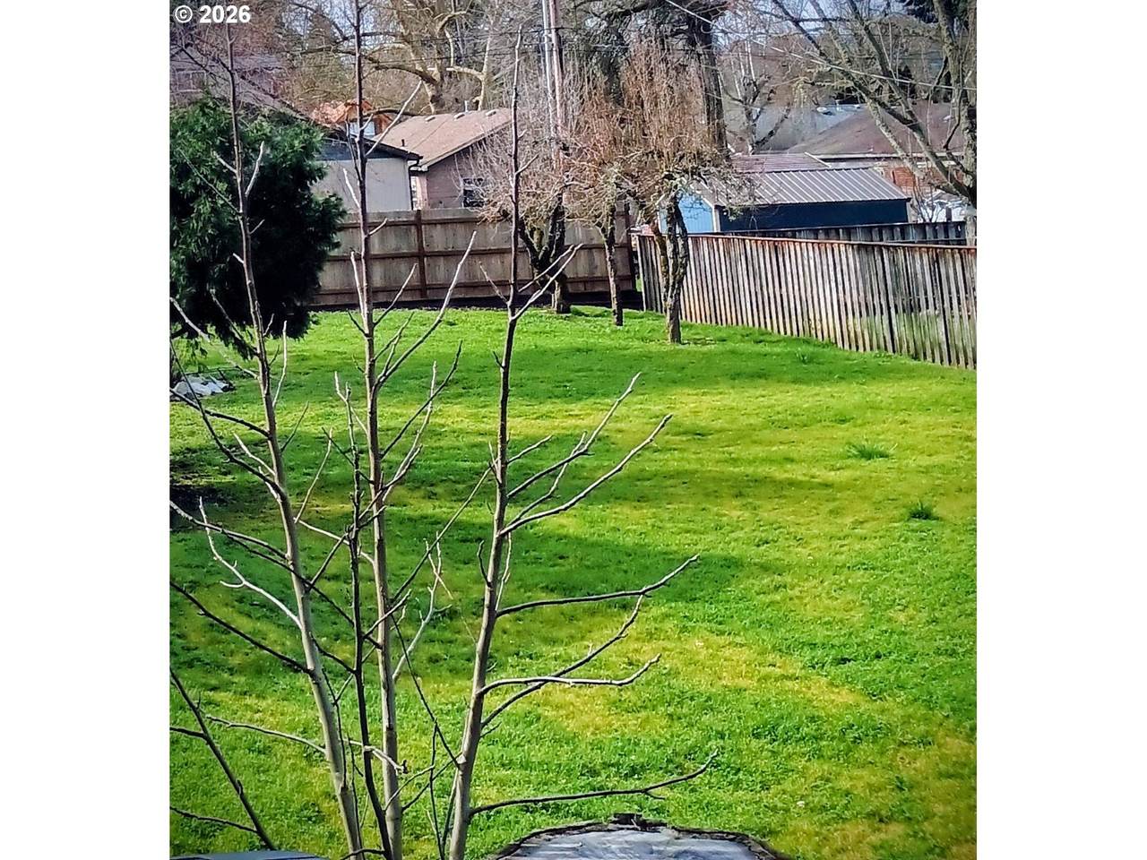 https://bt-photos.global.ssl.fastly.net/portland/1280_boomver_1_736318804-2.jpg
