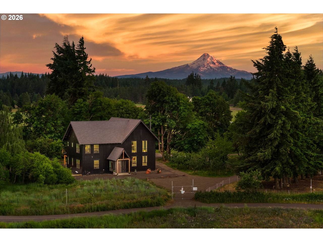 https://bt-photos.global.ssl.fastly.net/portland/1280_boomver_1_736429515-2.jpg