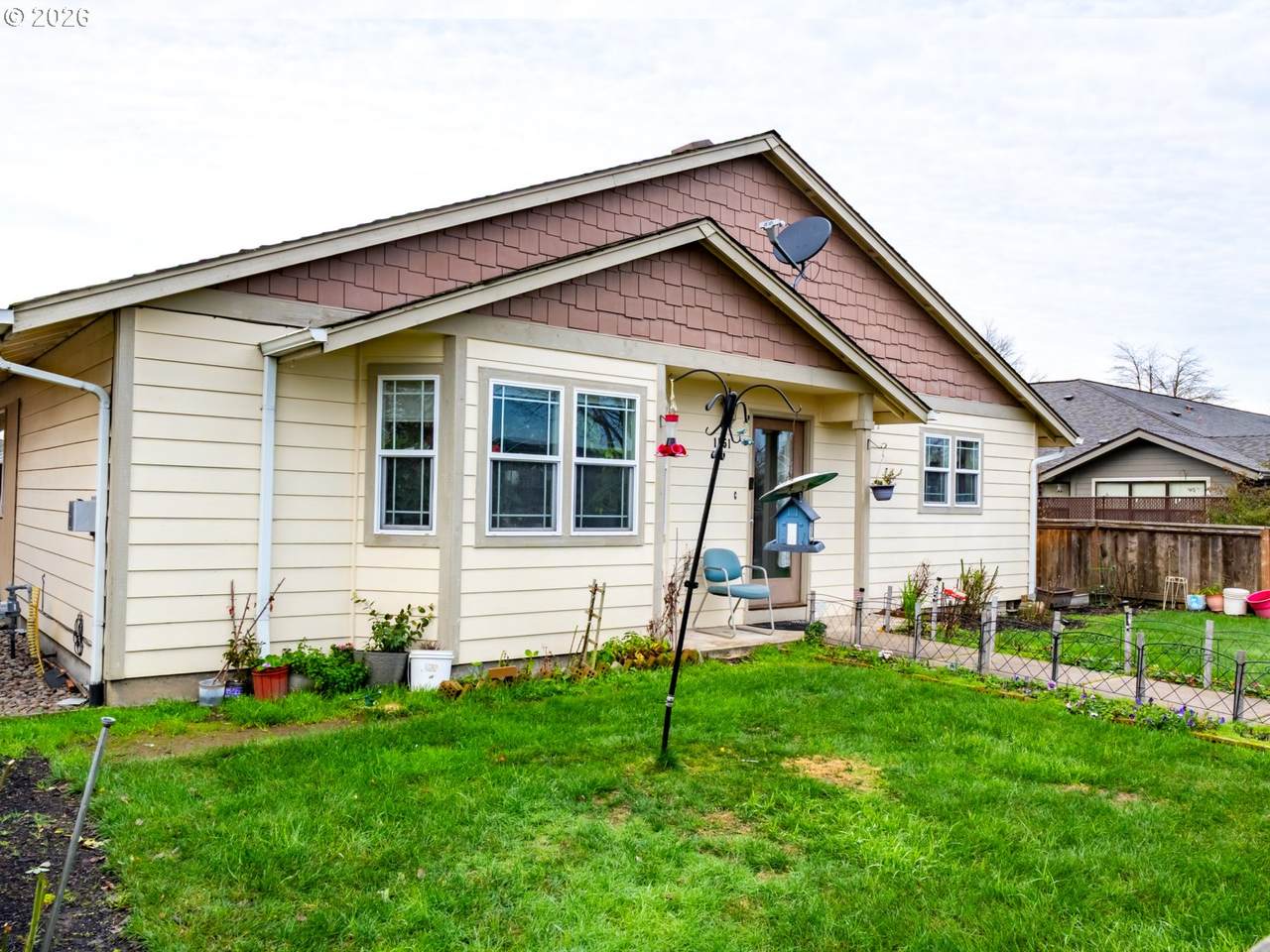 1551 Tierra Dr - Photo 1