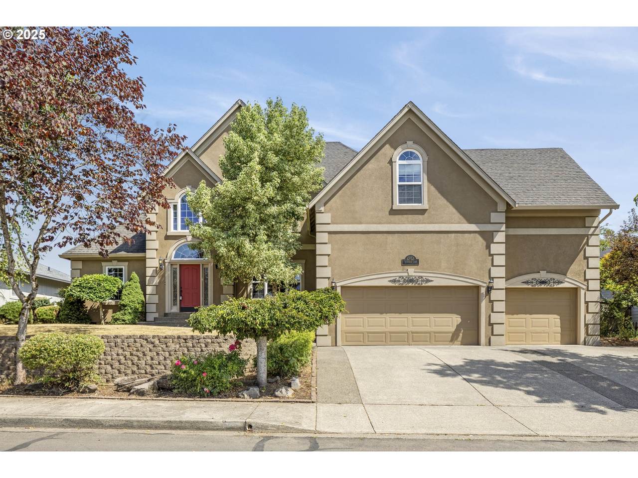 1252 Pioneer Loop - Photo 1