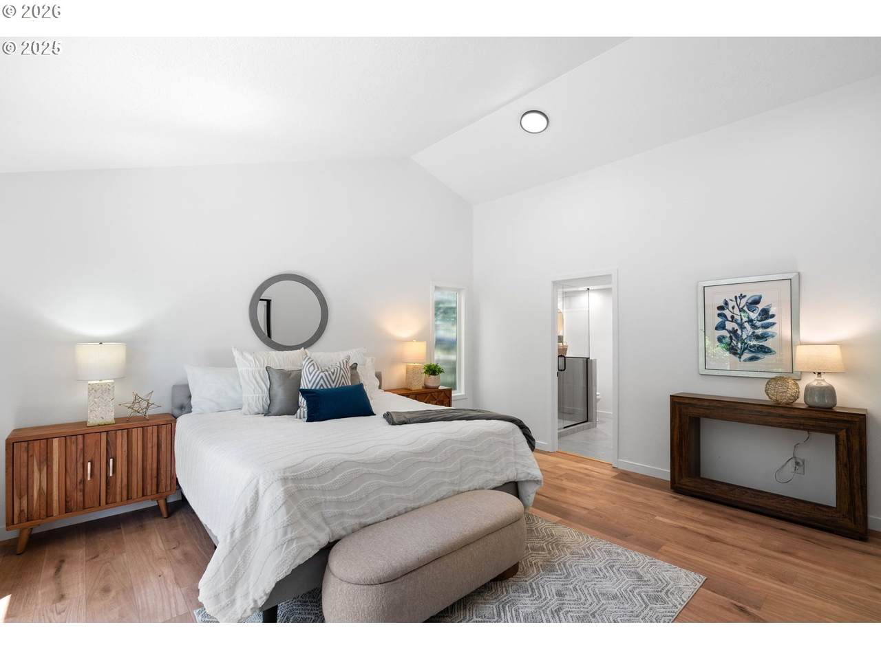 https://bt-photos.global.ssl.fastly.net/portland/1280_boomver_1_737600378-2.jpg