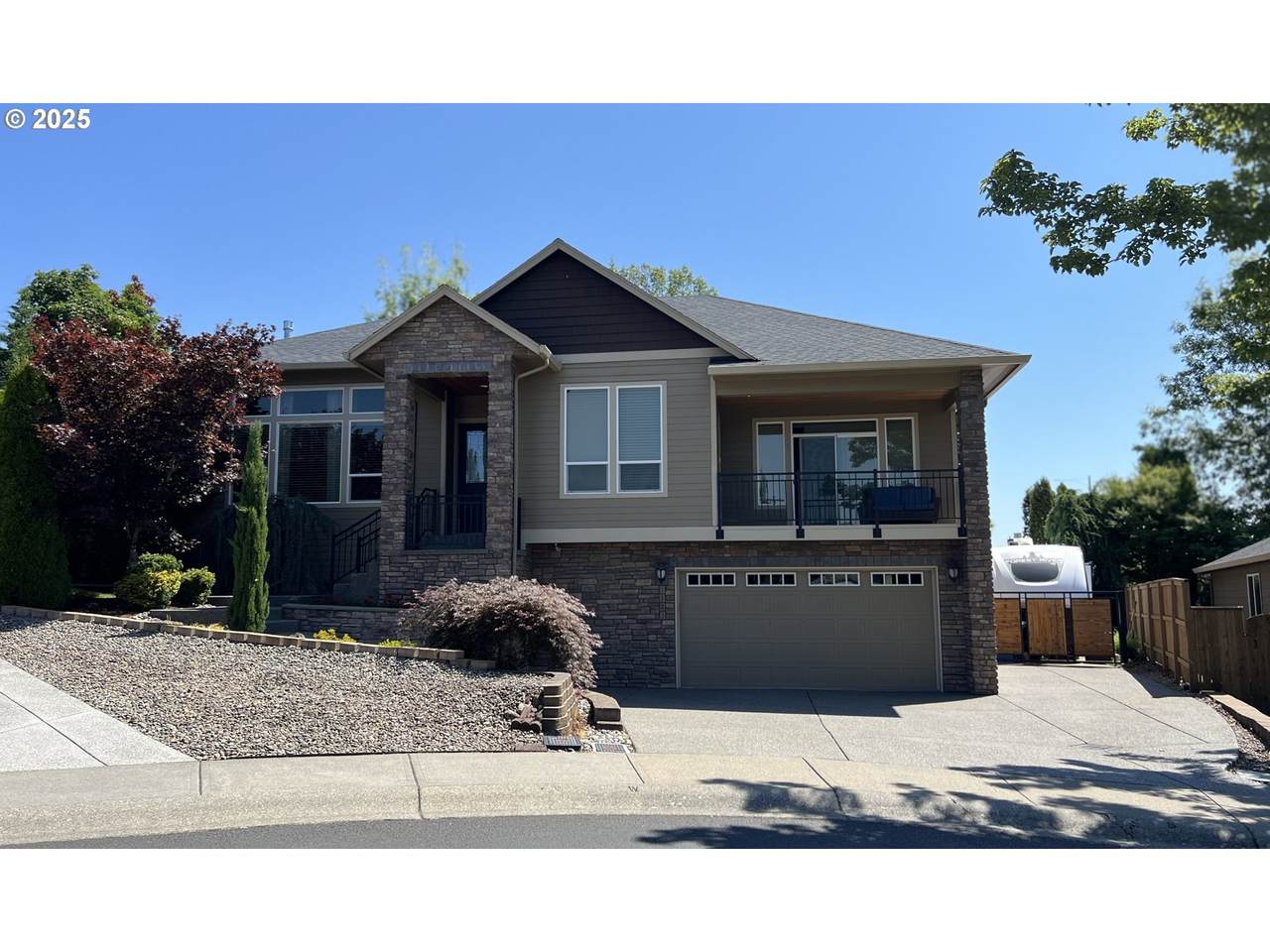 1323 Columbia Crest Ct - Photo 1