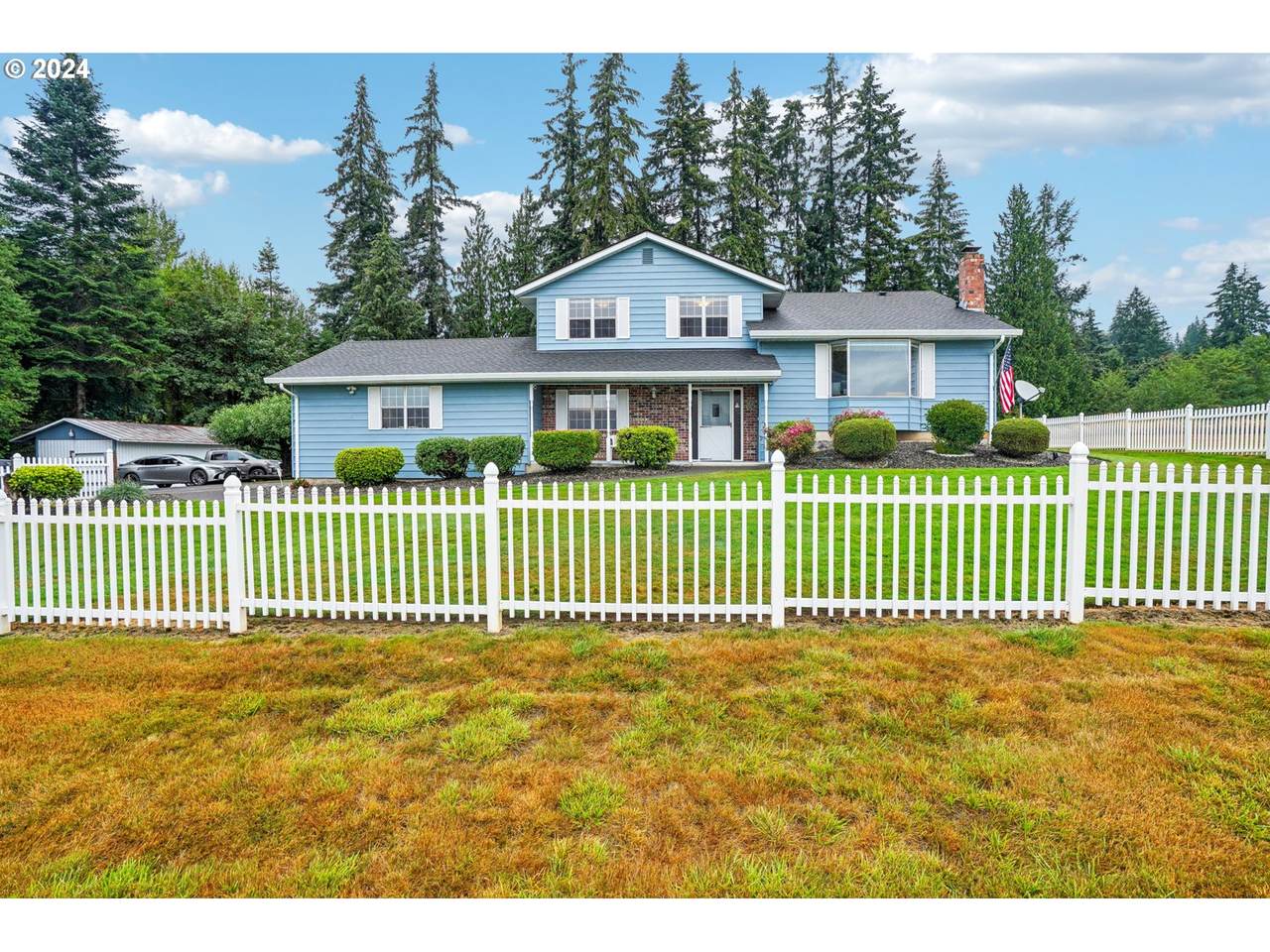 2032 Dove Ave - Photo 1