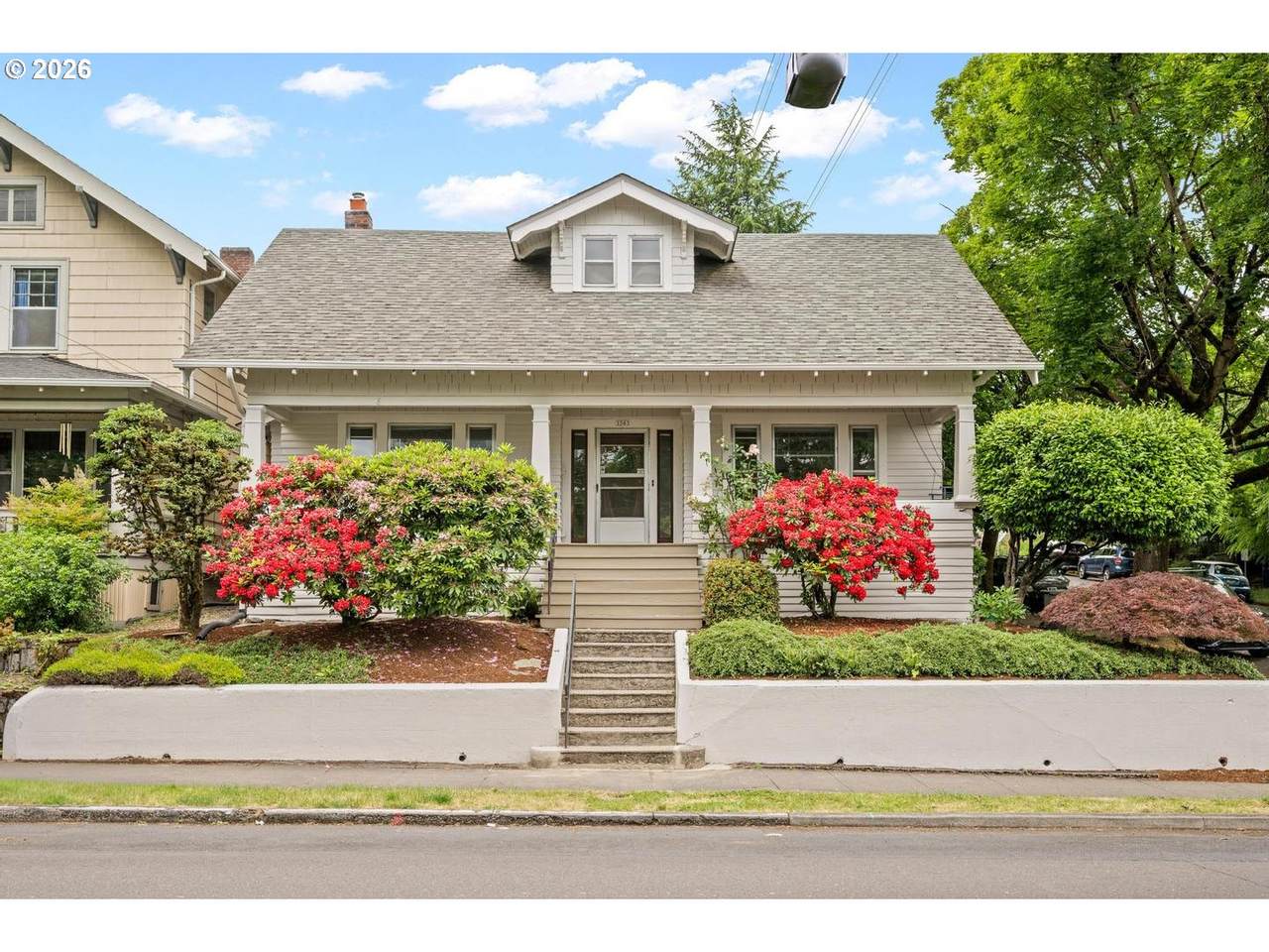 3303 Kelly Ave - Photo 1