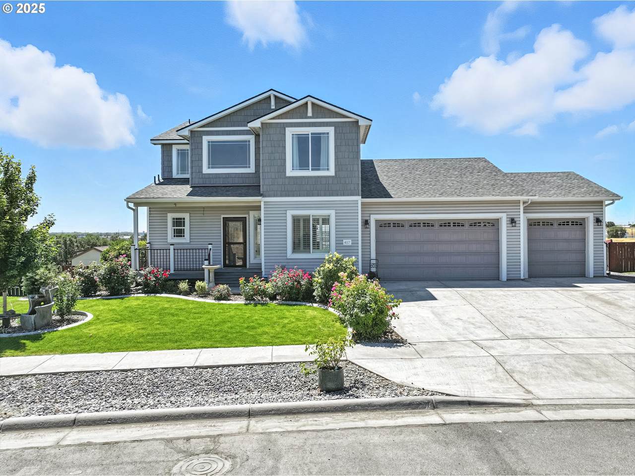 457 Covey Ct - Photo 1