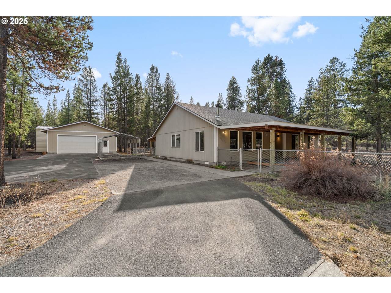 15711 Deedon Ln - Photo 1