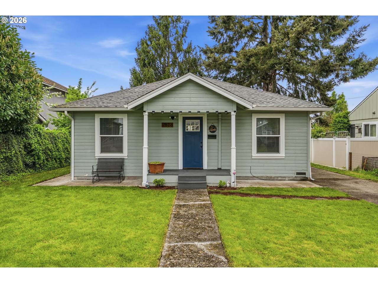 2828 Fir St - Photo 1