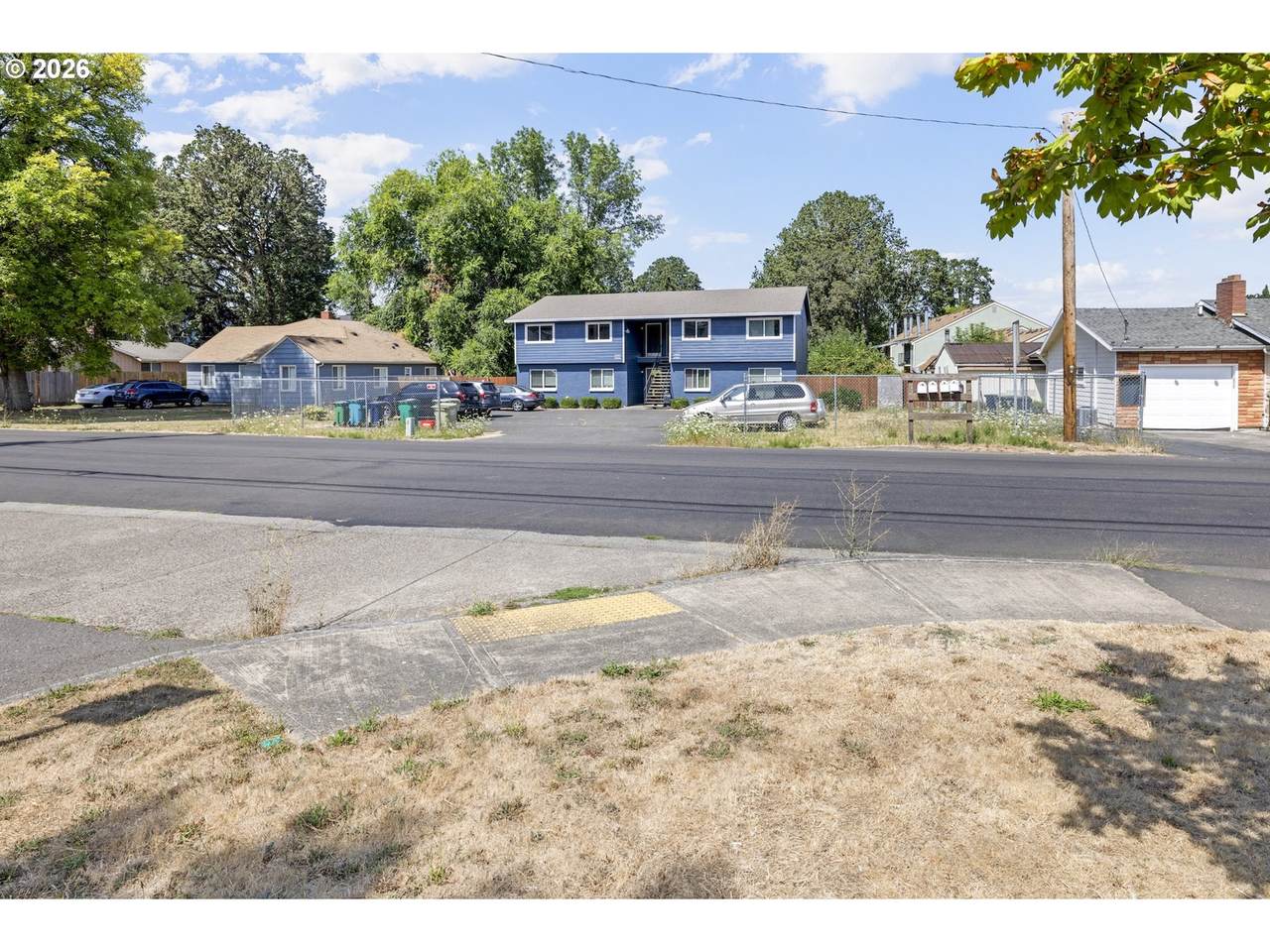 https://bt-photos.global.ssl.fastly.net/portland/1280_boomver_1_746131912-2.jpg