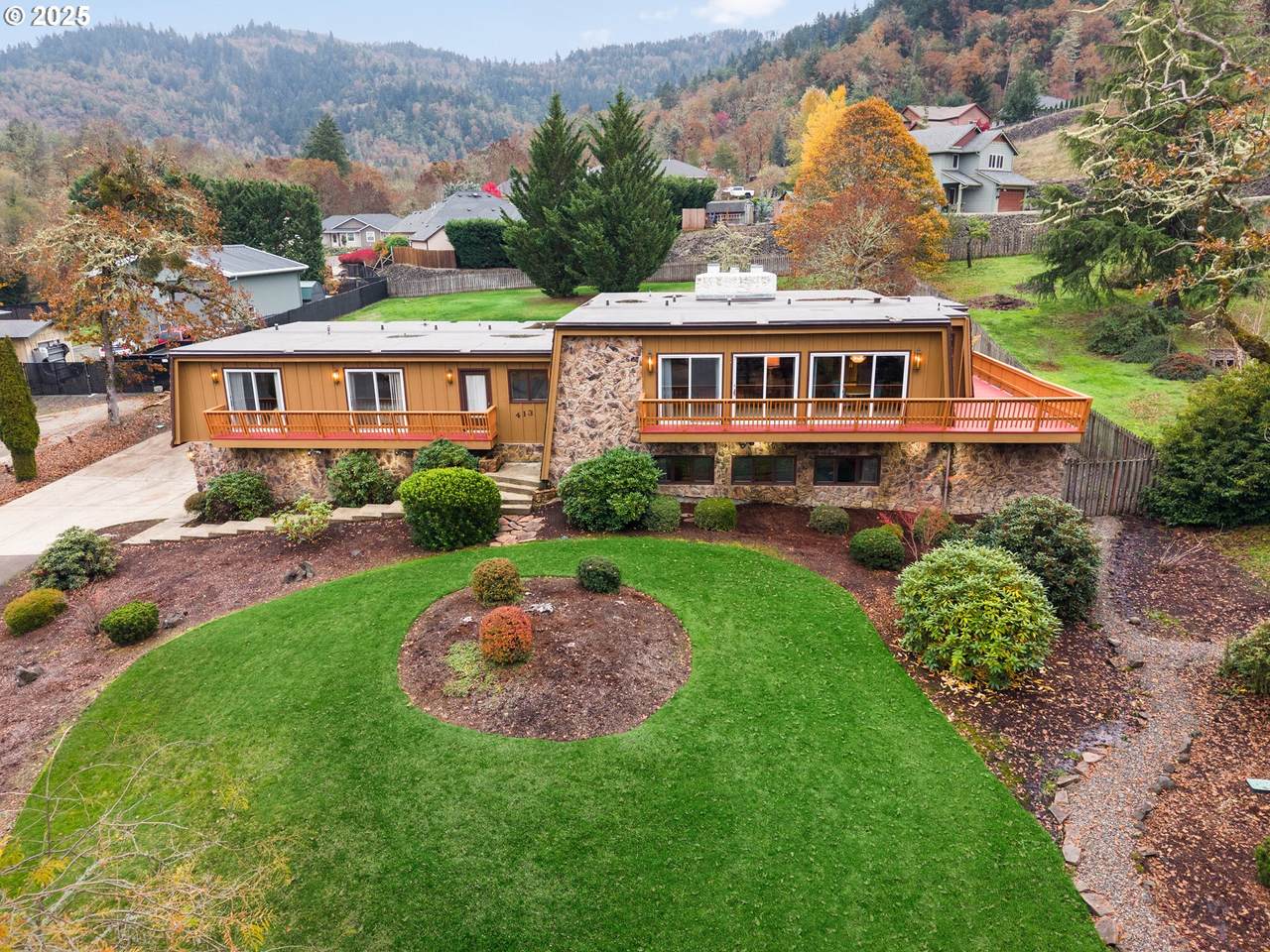 413 Thora Circle Dr - Photo 1