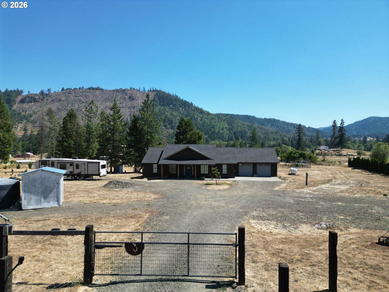 https://bt-photos.global.ssl.fastly.net/portland/1280_boomver_1_748340156-2.jpg