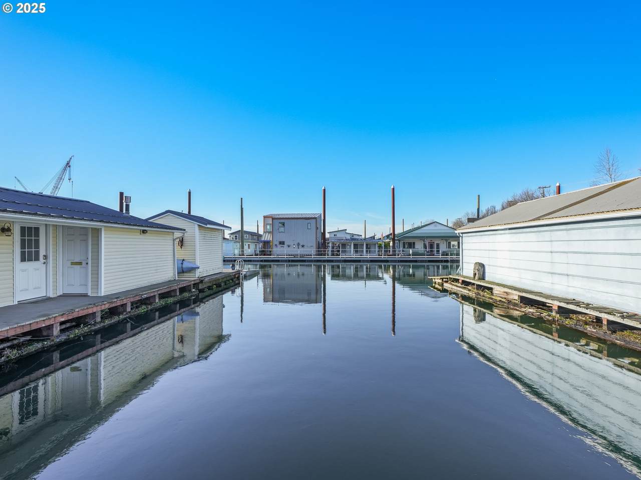 1639 Jantzen Ave - Photo 1