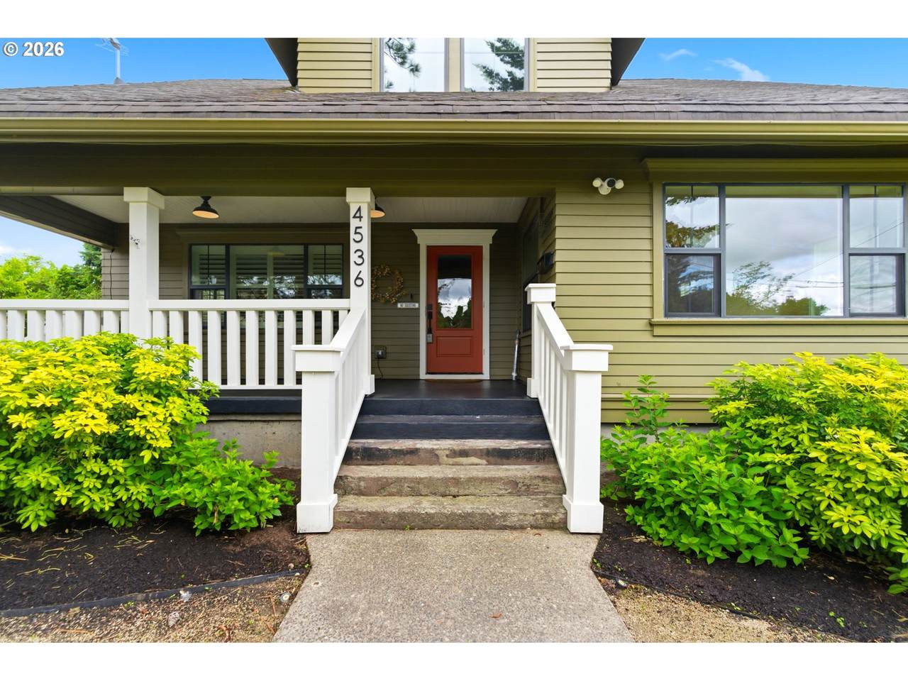 https://bt-photos.global.ssl.fastly.net/portland/1280_boomver_1_749781410-2.jpg