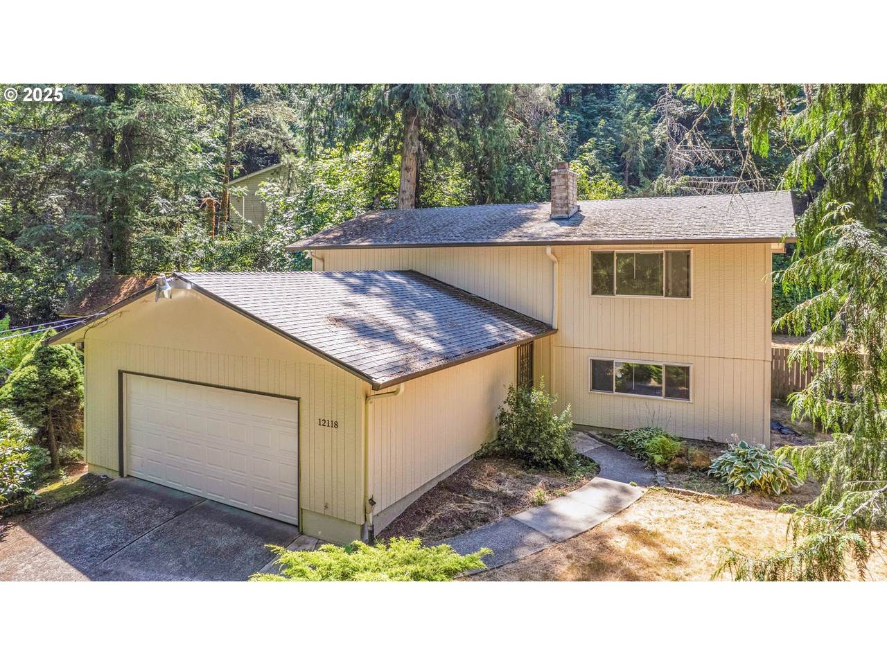 12118 Brookside Dr - Photo 1