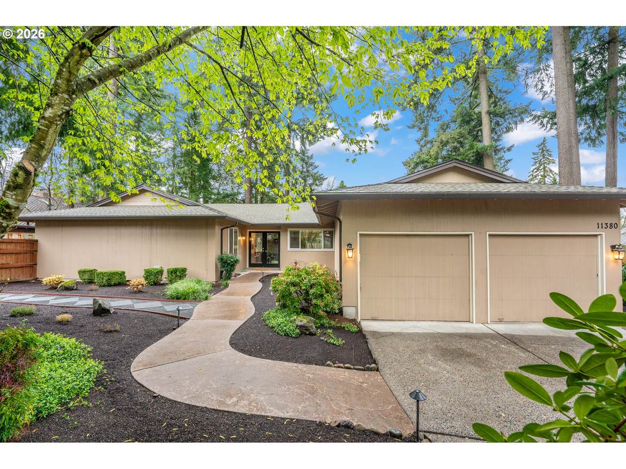 11380 Foothill Dr - Photo 1