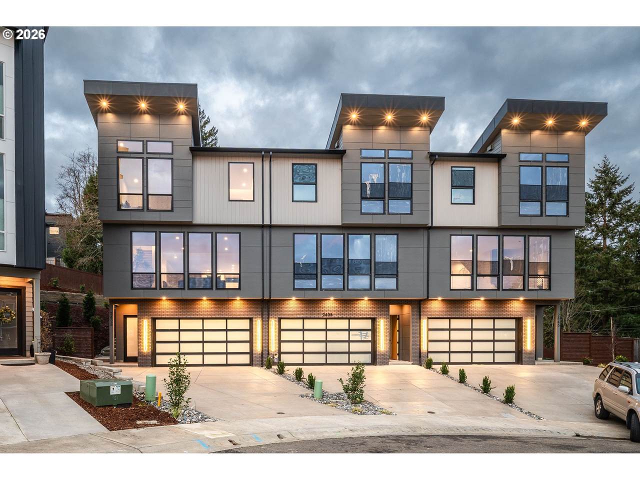 2445 R St - Photo 1