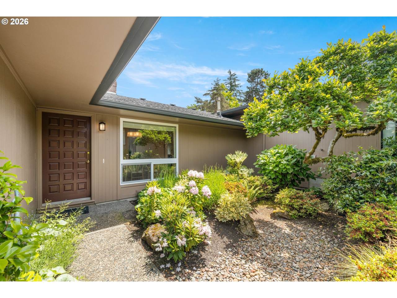 https://bt-photos.global.ssl.fastly.net/portland/1280_boomver_1_753488313-2.jpg