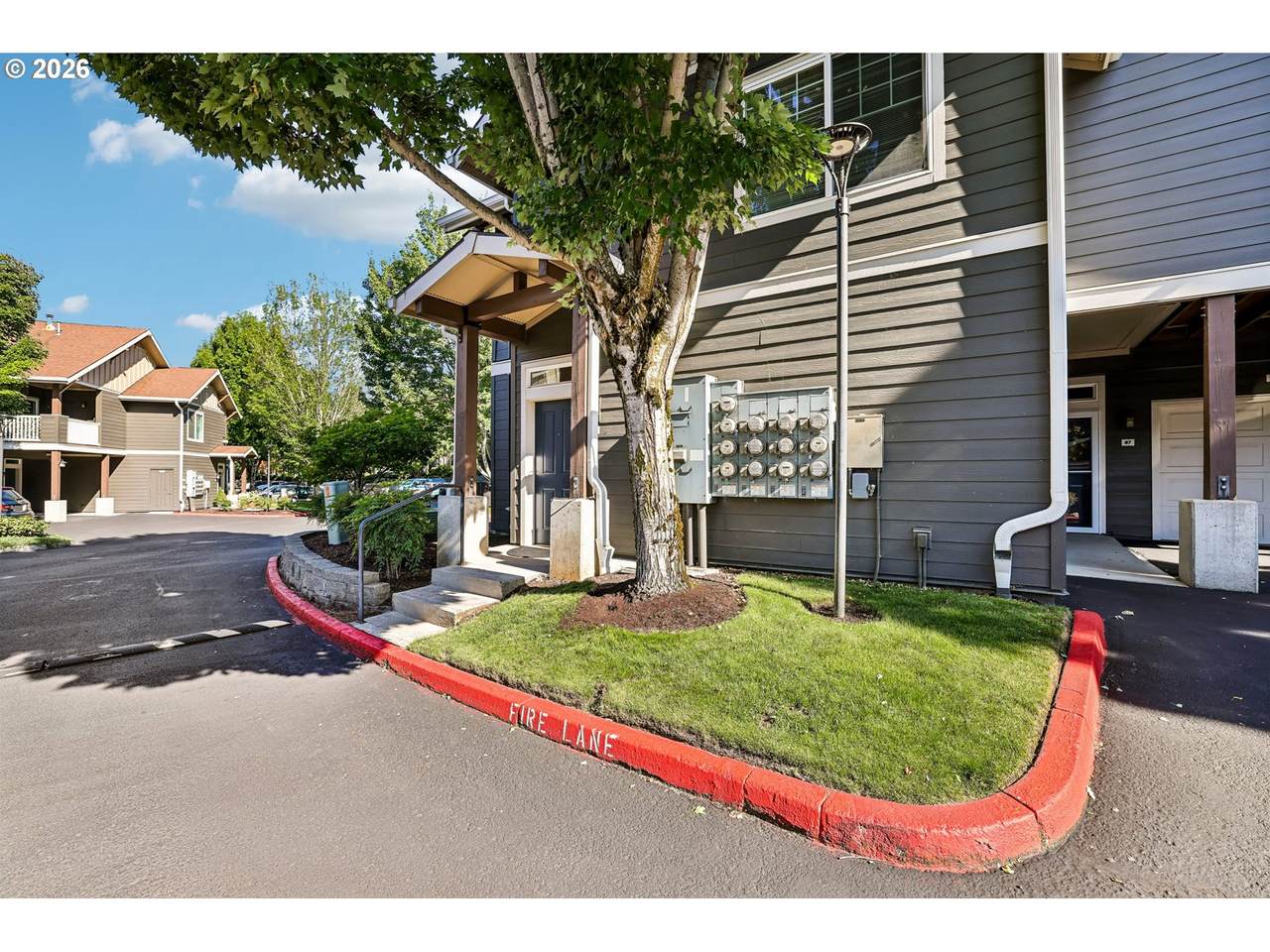 https://bt-photos.global.ssl.fastly.net/portland/1280_boomver_1_754065289-2.jpg