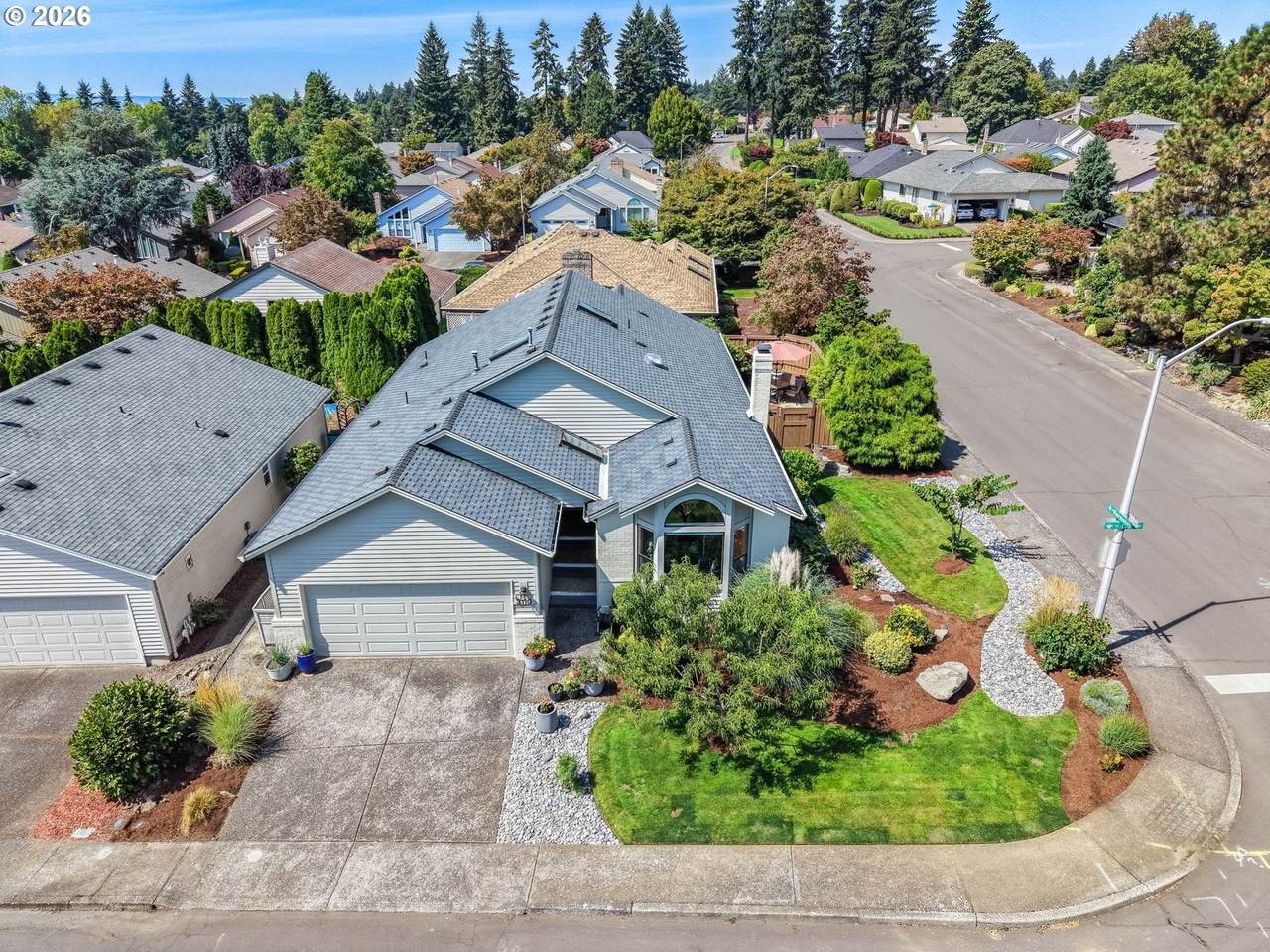 https://bt-photos.global.ssl.fastly.net/portland/1280_boomver_1_754250555-2.jpg