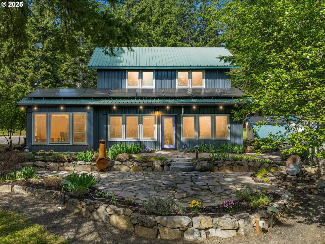 961 Snowden Rd - Photo 1