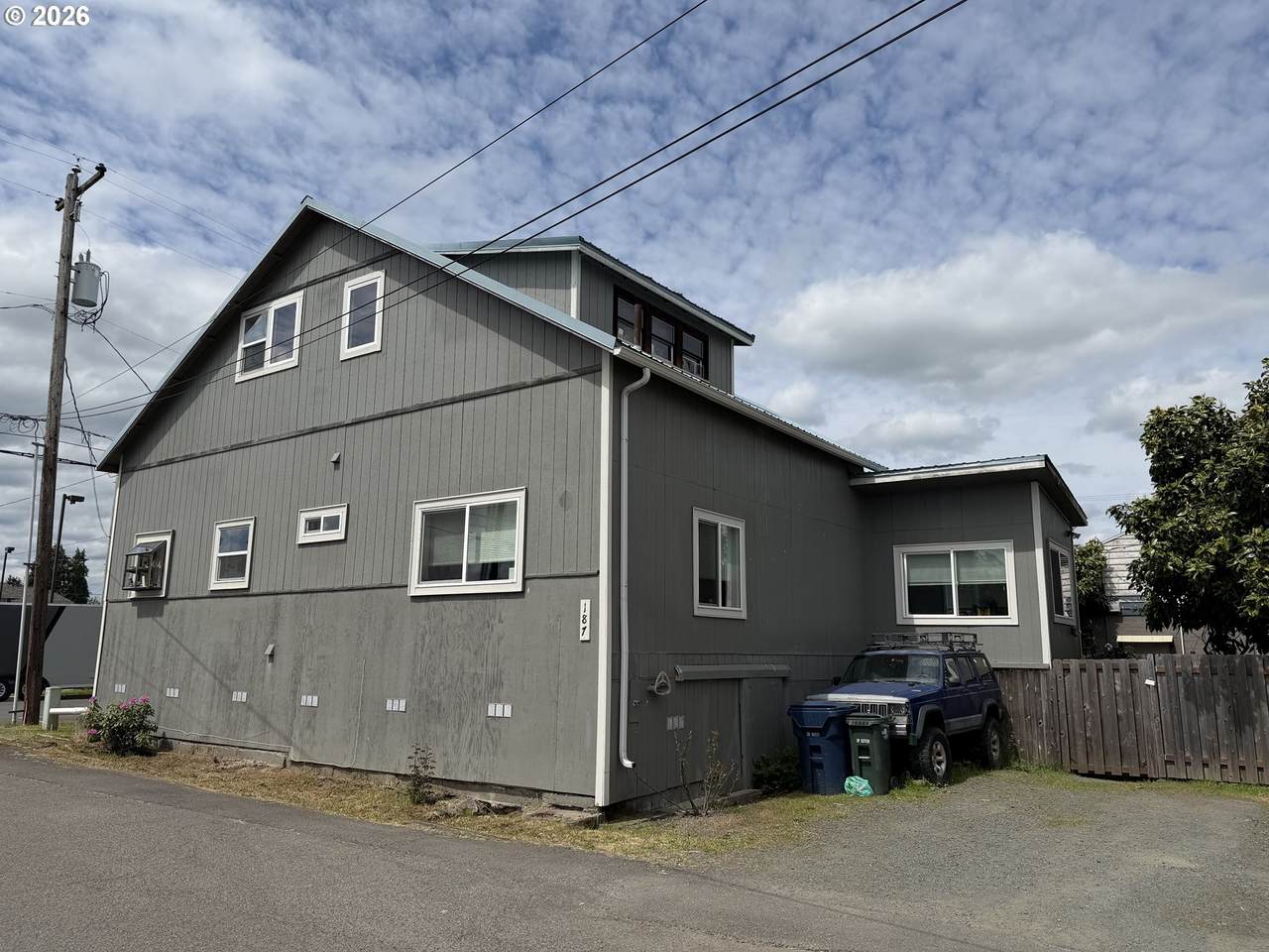 https://bt-photos.global.ssl.fastly.net/portland/1280_boomver_1_754714687-2.jpg