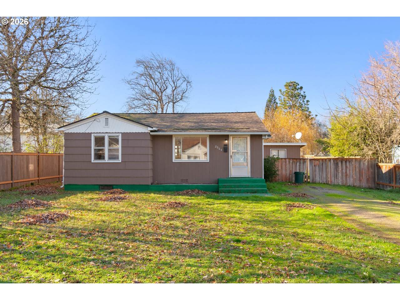 2064 Grant St - Photo 1