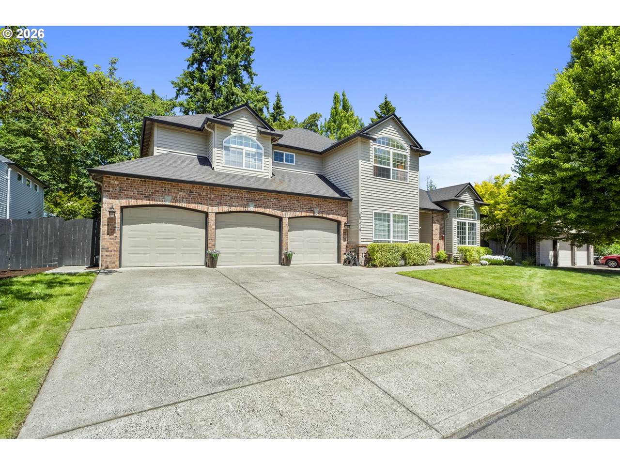 https://bt-photos.global.ssl.fastly.net/portland/1280_boomver_1_755769109-2.jpg
