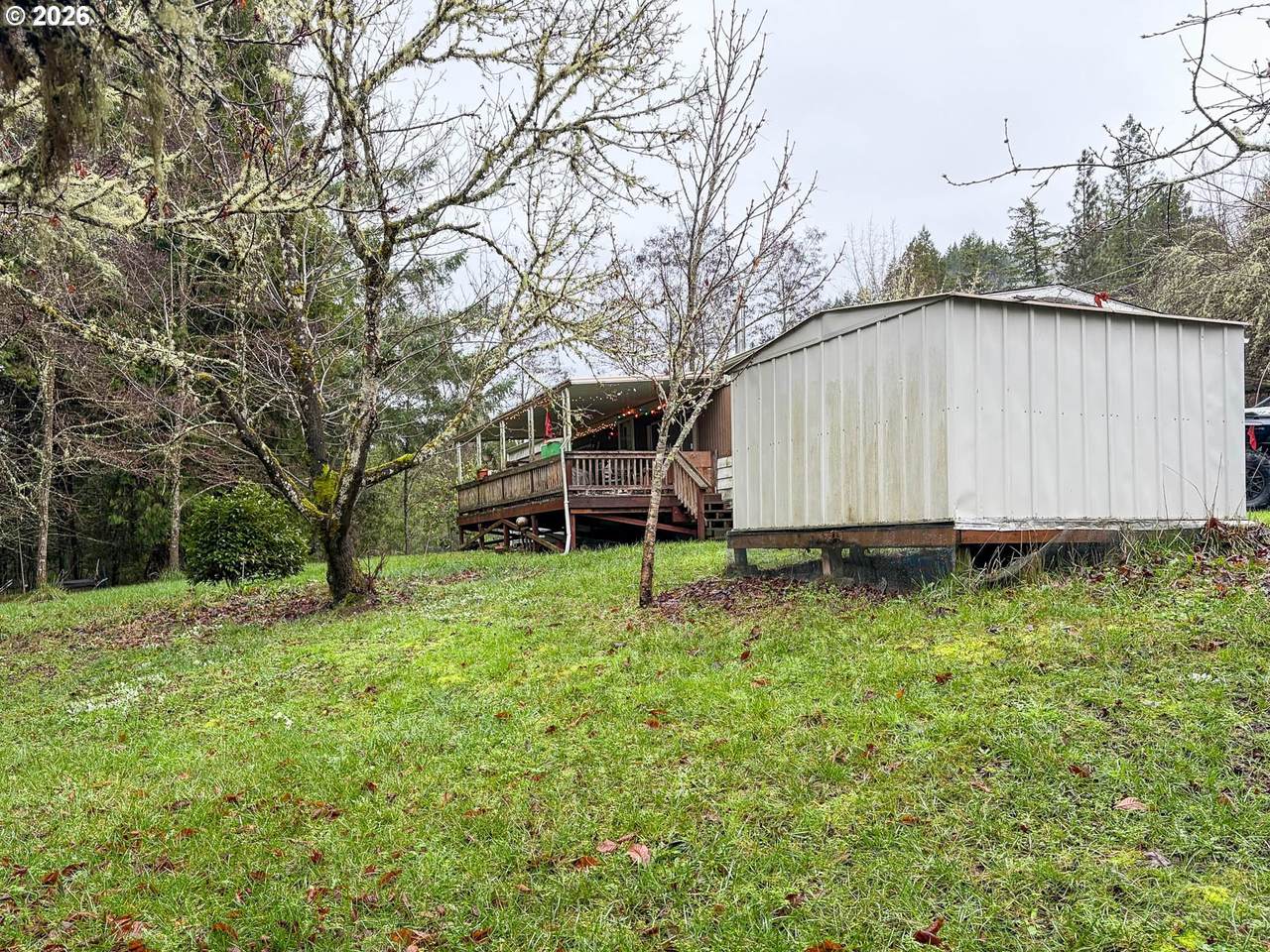 225 Doraleen Ln - Photo 1