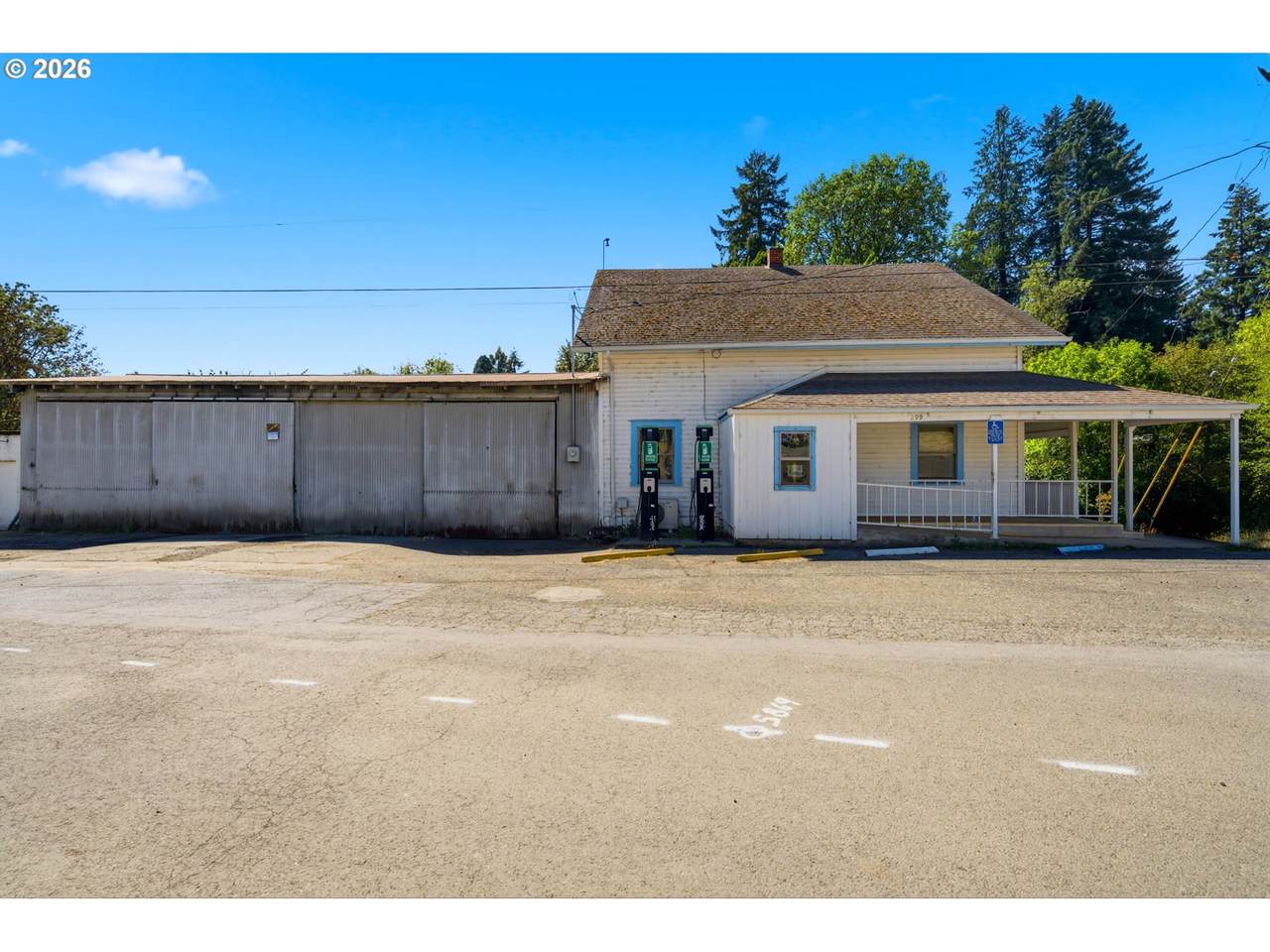 https://bt-photos.global.ssl.fastly.net/portland/1280_boomver_1_757177523-2.jpg