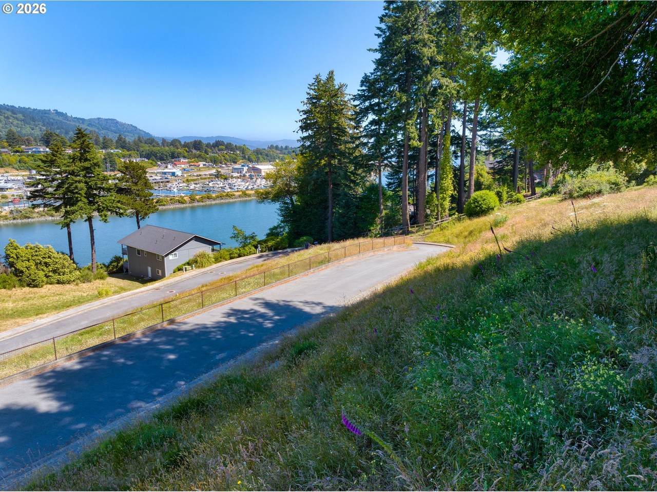 https://bt-photos.global.ssl.fastly.net/portland/1280_boomver_1_758532243-2.jpg