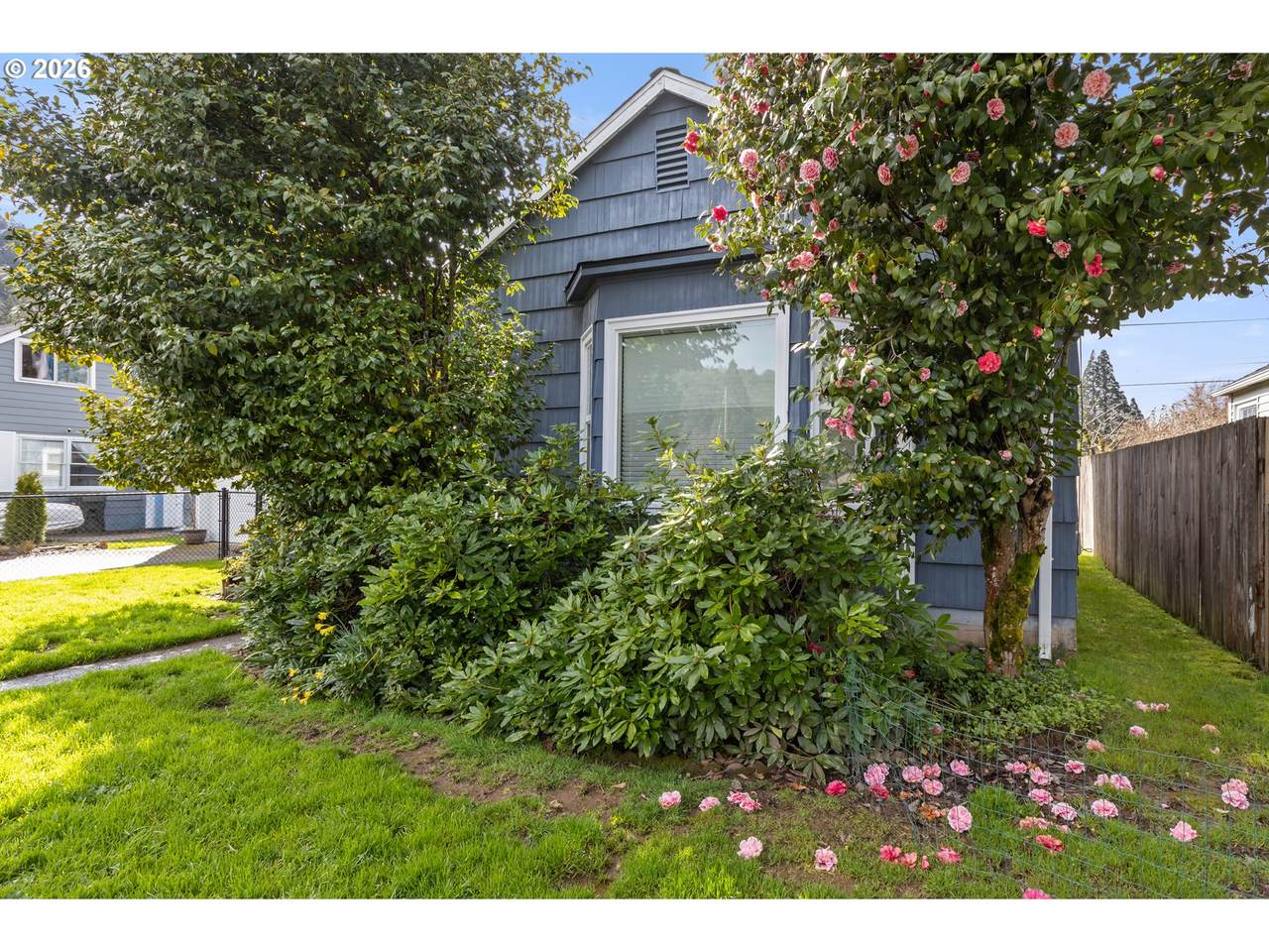 https://bt-photos.global.ssl.fastly.net/portland/1280_boomver_1_759404844-2.jpg