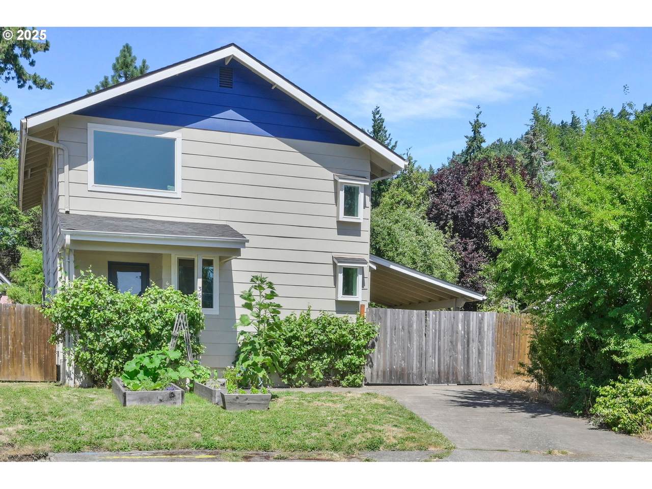 3643 Amazon Dr - Photo 1