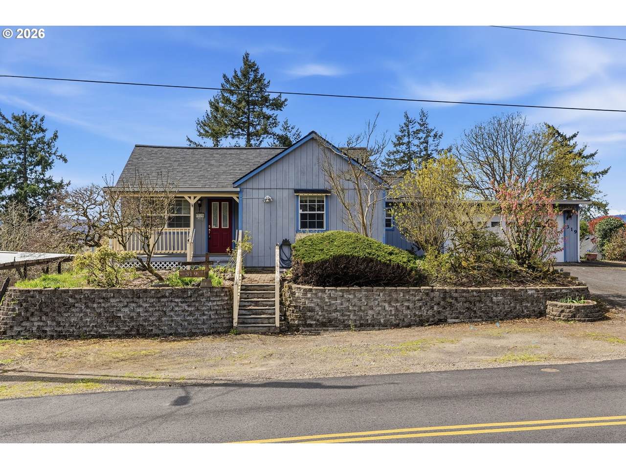 319 3RD St - Photo 1