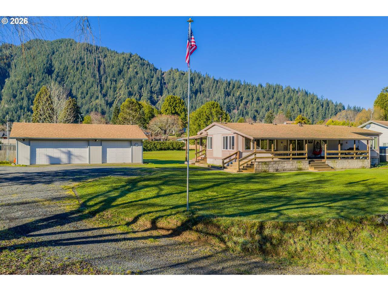 173 Date St - Photo 1