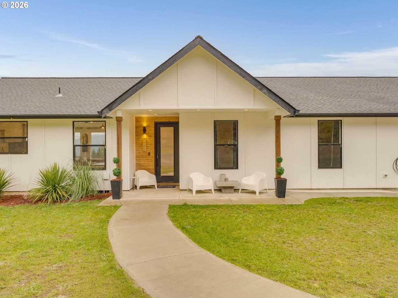 39105 Jenny Creek Rd - Photo 1