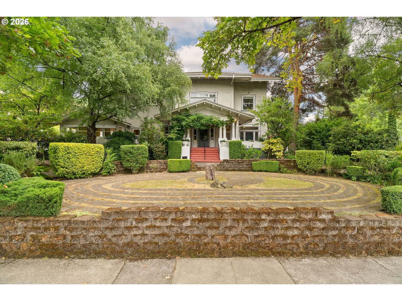 2116 18TH Ave - Photo 1