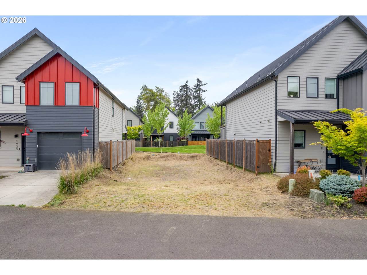1921 Elkhorn Dr - Photo 1