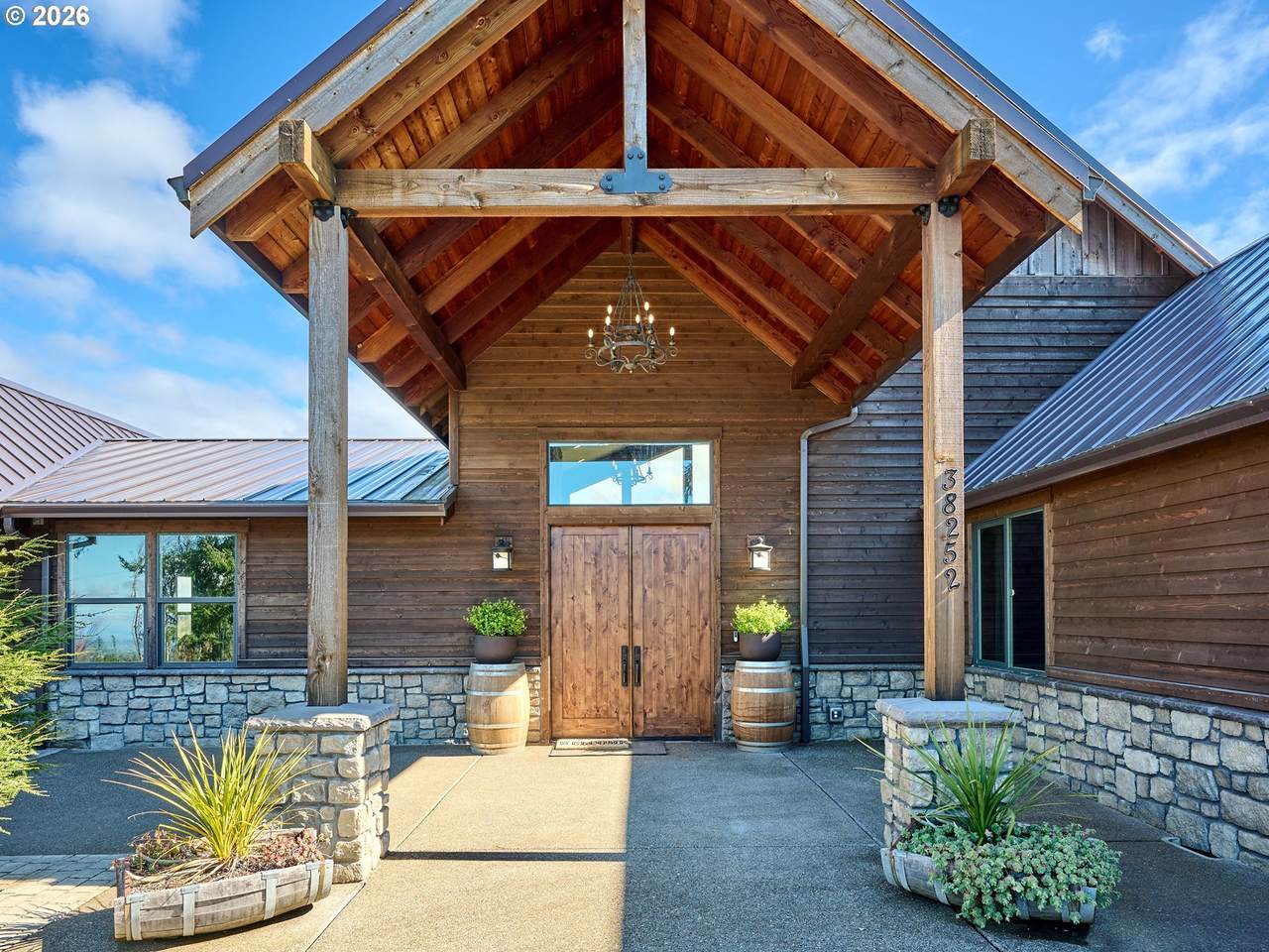 https://bt-photos.global.ssl.fastly.net/portland/1280_boomver_1_763830505-2.jpg
