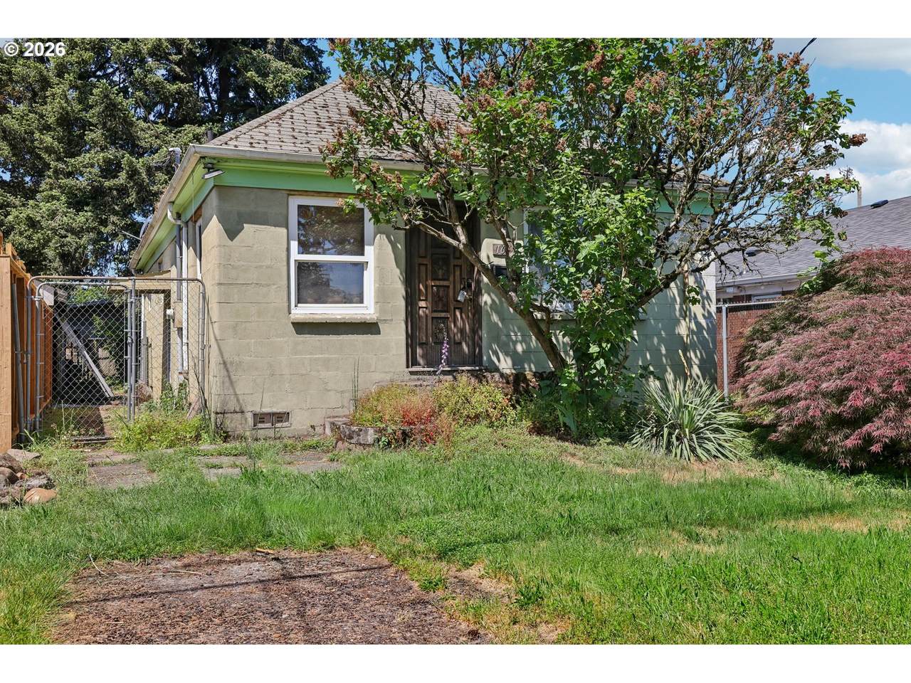 1637 75TH Ave - Photo 1