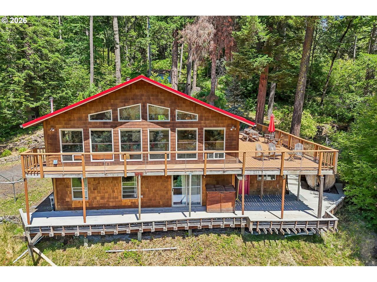 331 Lakeview Rd - Photo 1