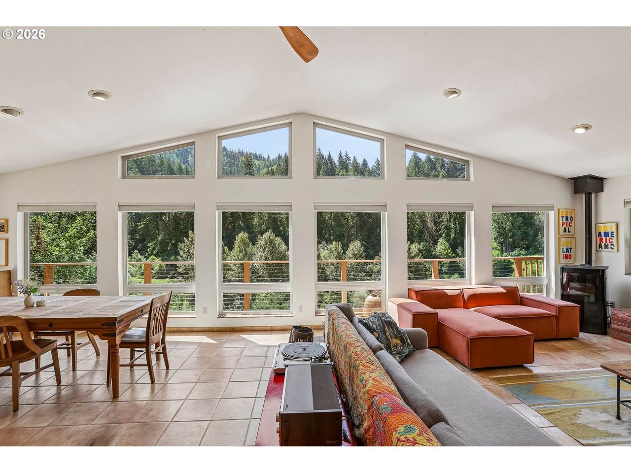 https://bt-photos.global.ssl.fastly.net/portland/1280_boomver_1_764458656-2.jpg