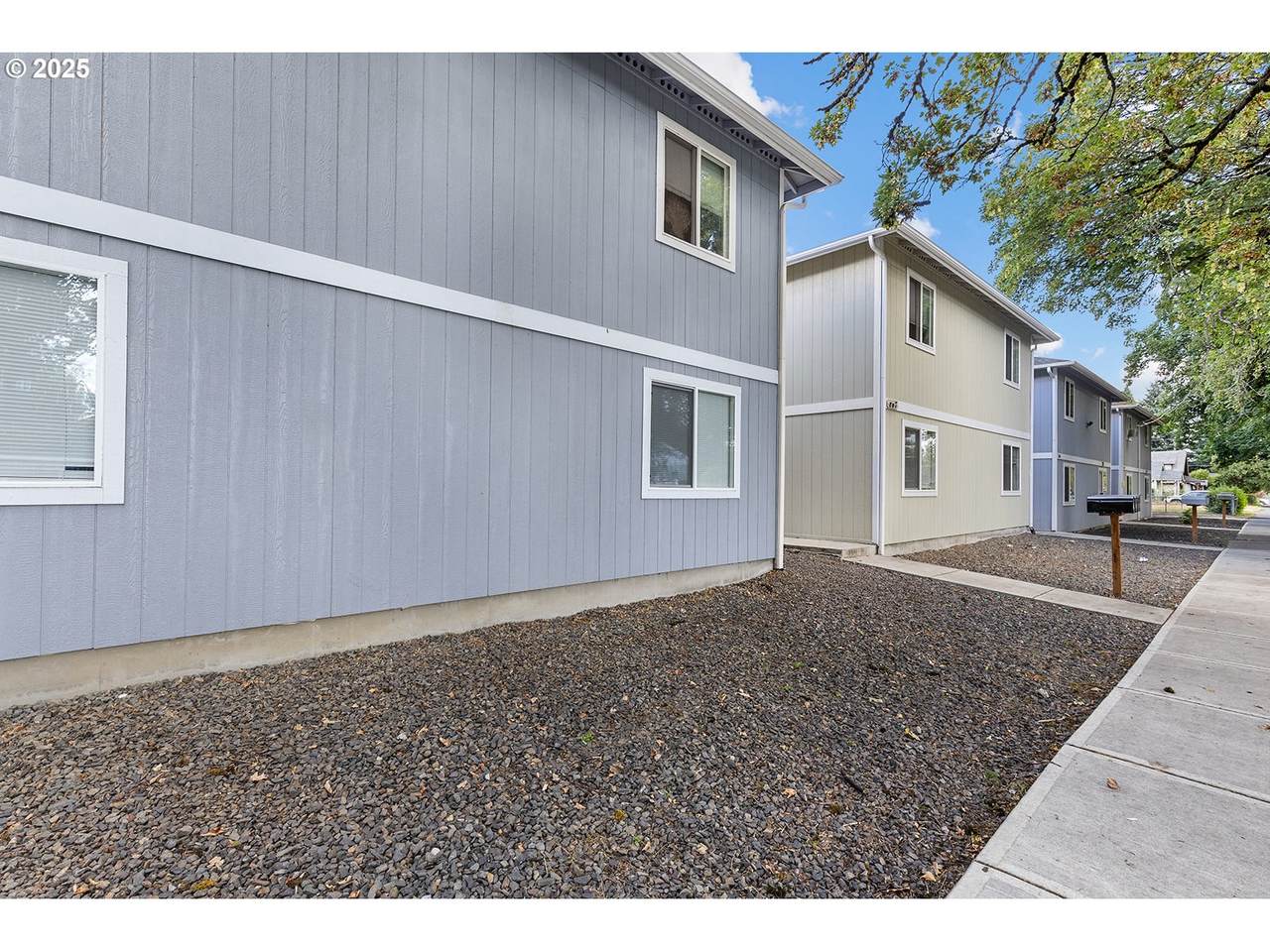 263 20TH Ave - Photo 1