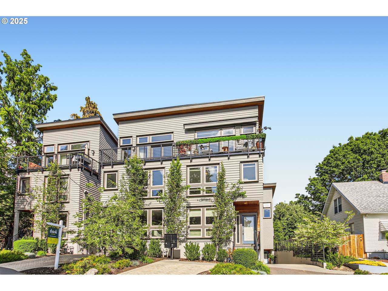 7952 6TH Ave - Photo 1
