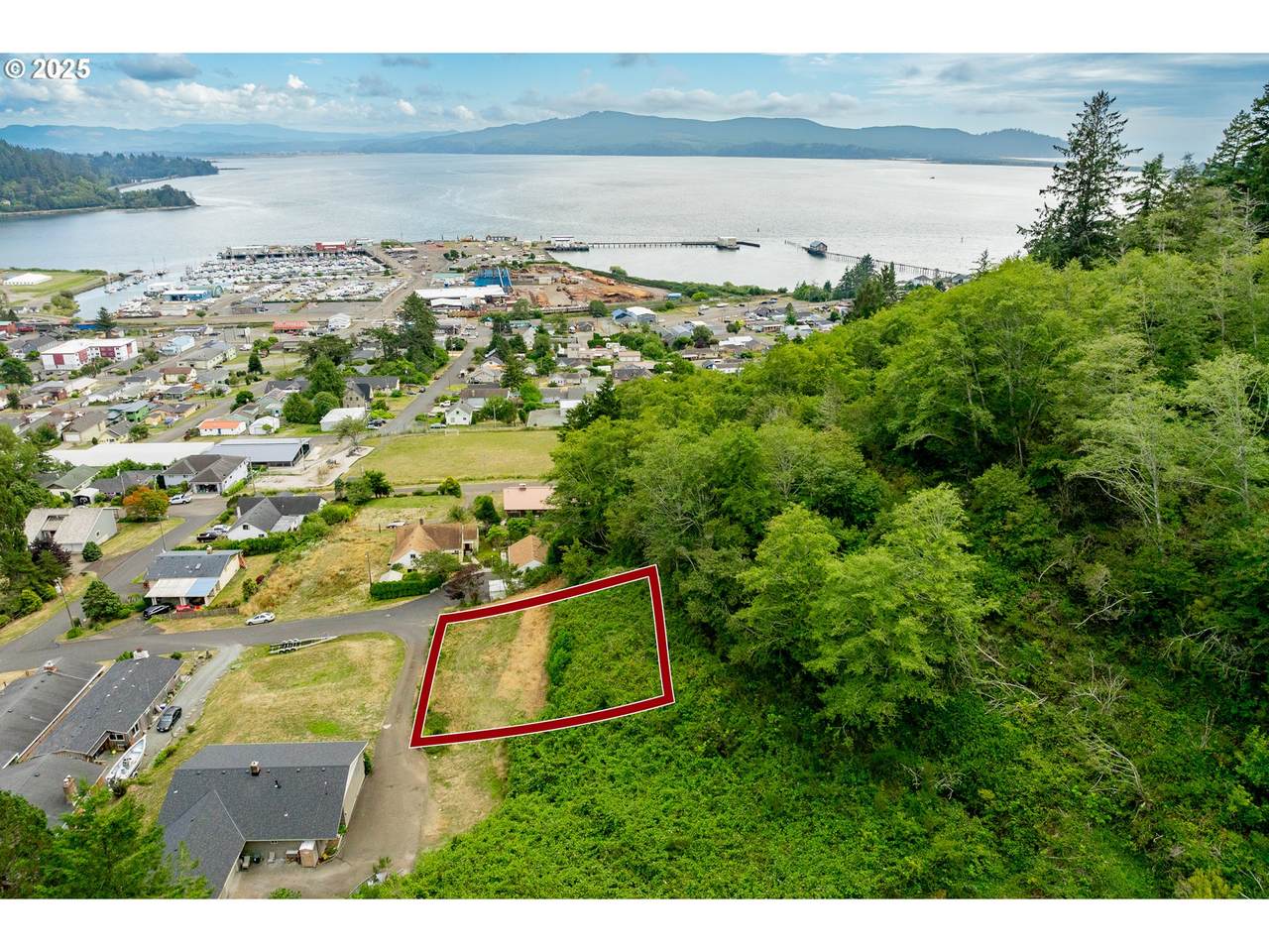 https://bt-photos.global.ssl.fastly.net/portland/1280_boomver_1_765628098-2.jpg