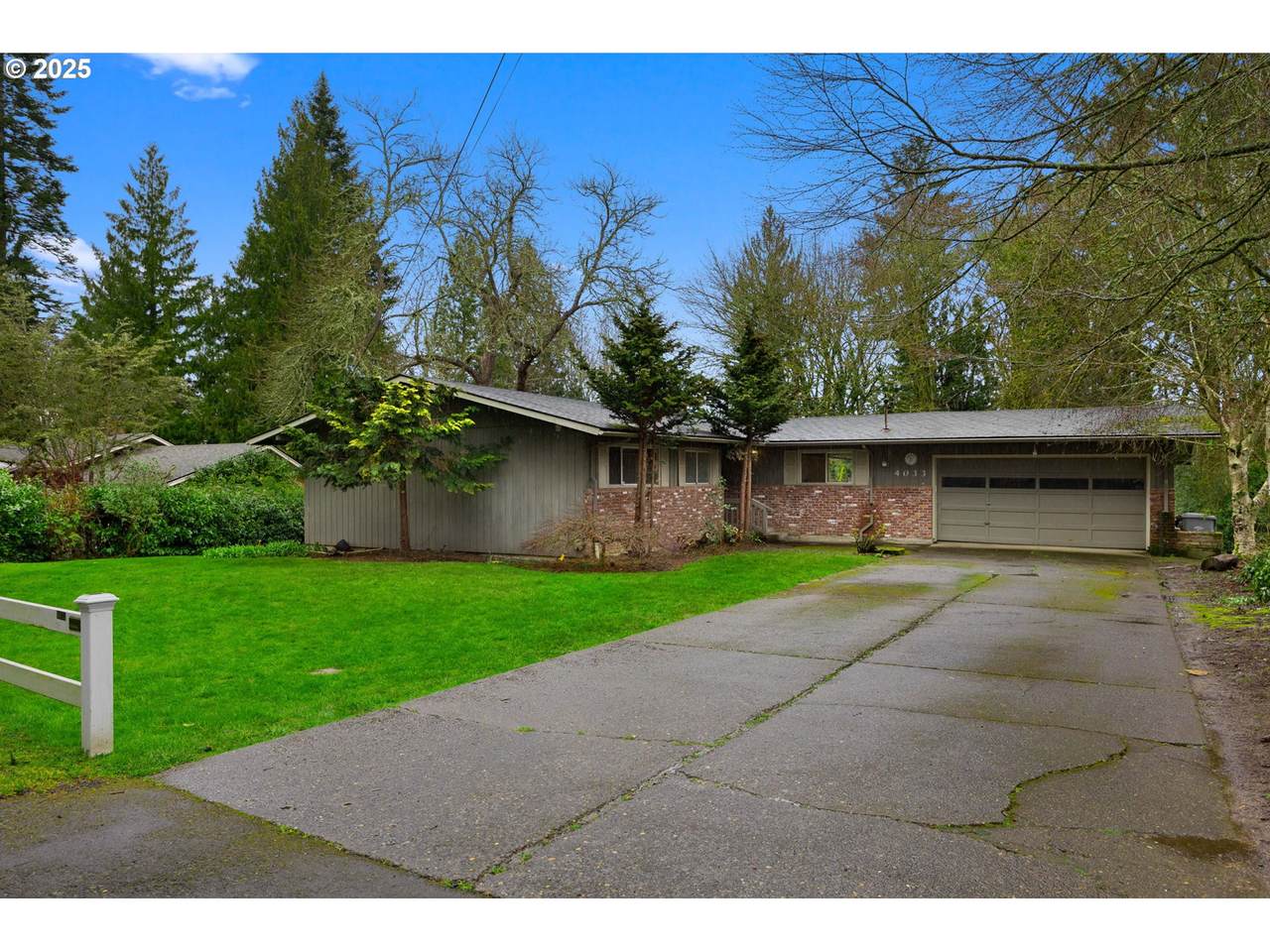 4033 Calaroga Cir - Photo 1