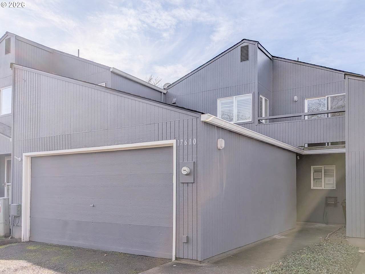 17610 Rolling Hill Ln - Photo 1