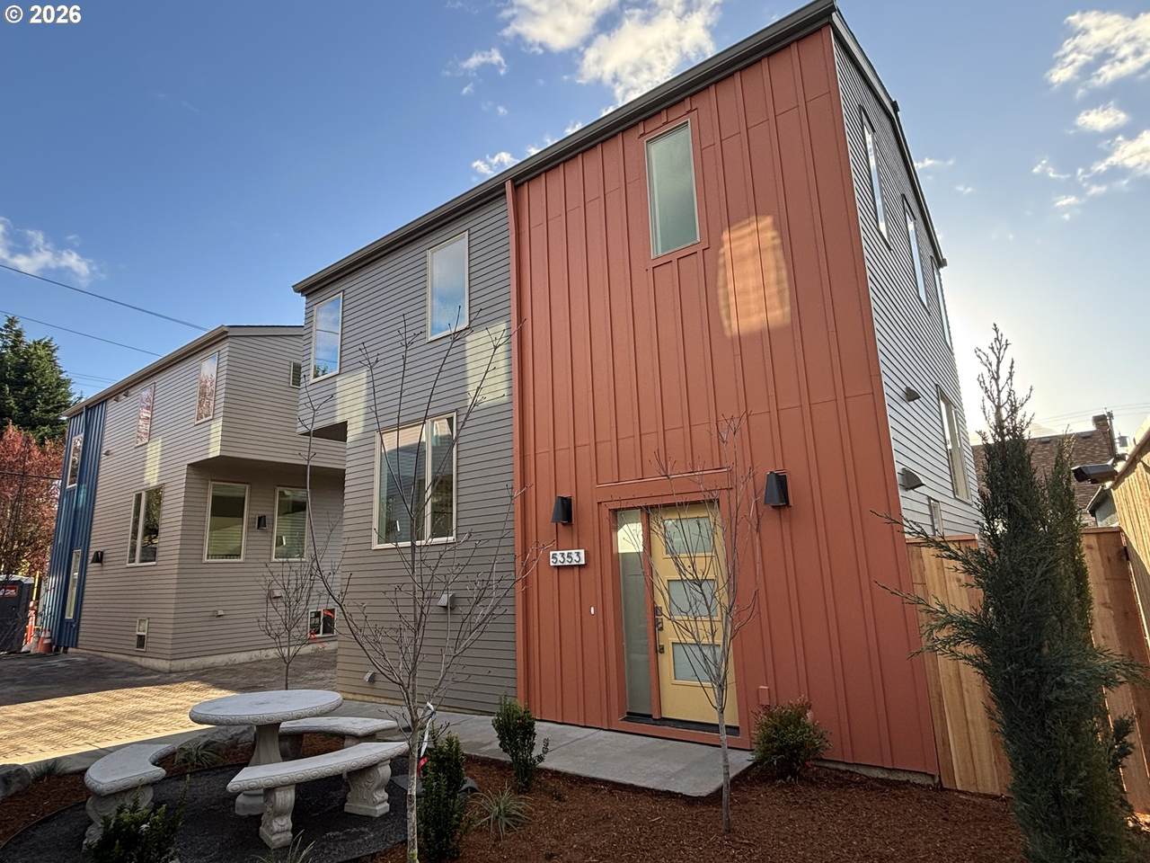 5353 Stark St - Photo 1
