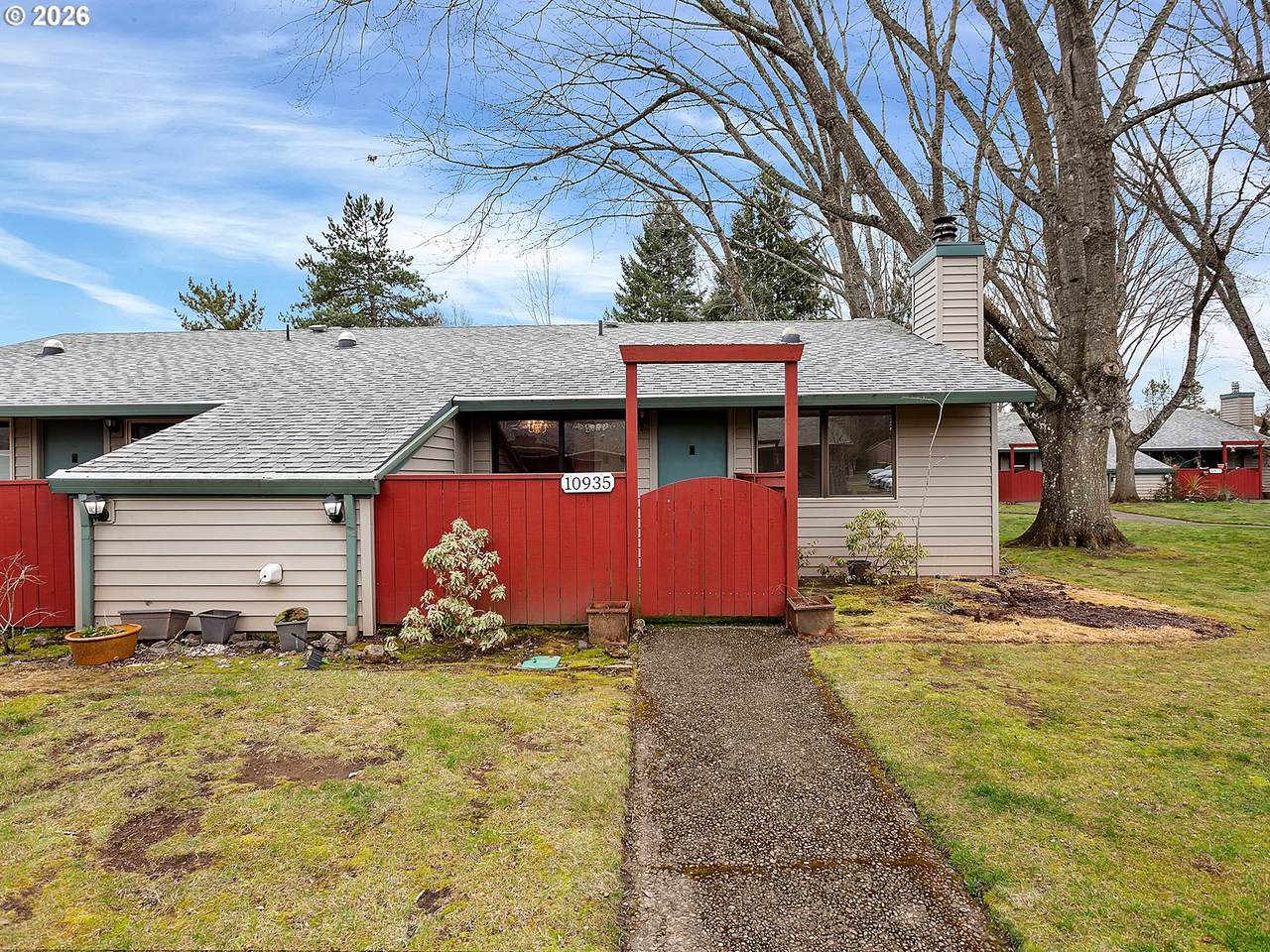 10935 121ST Ave - Photo 1