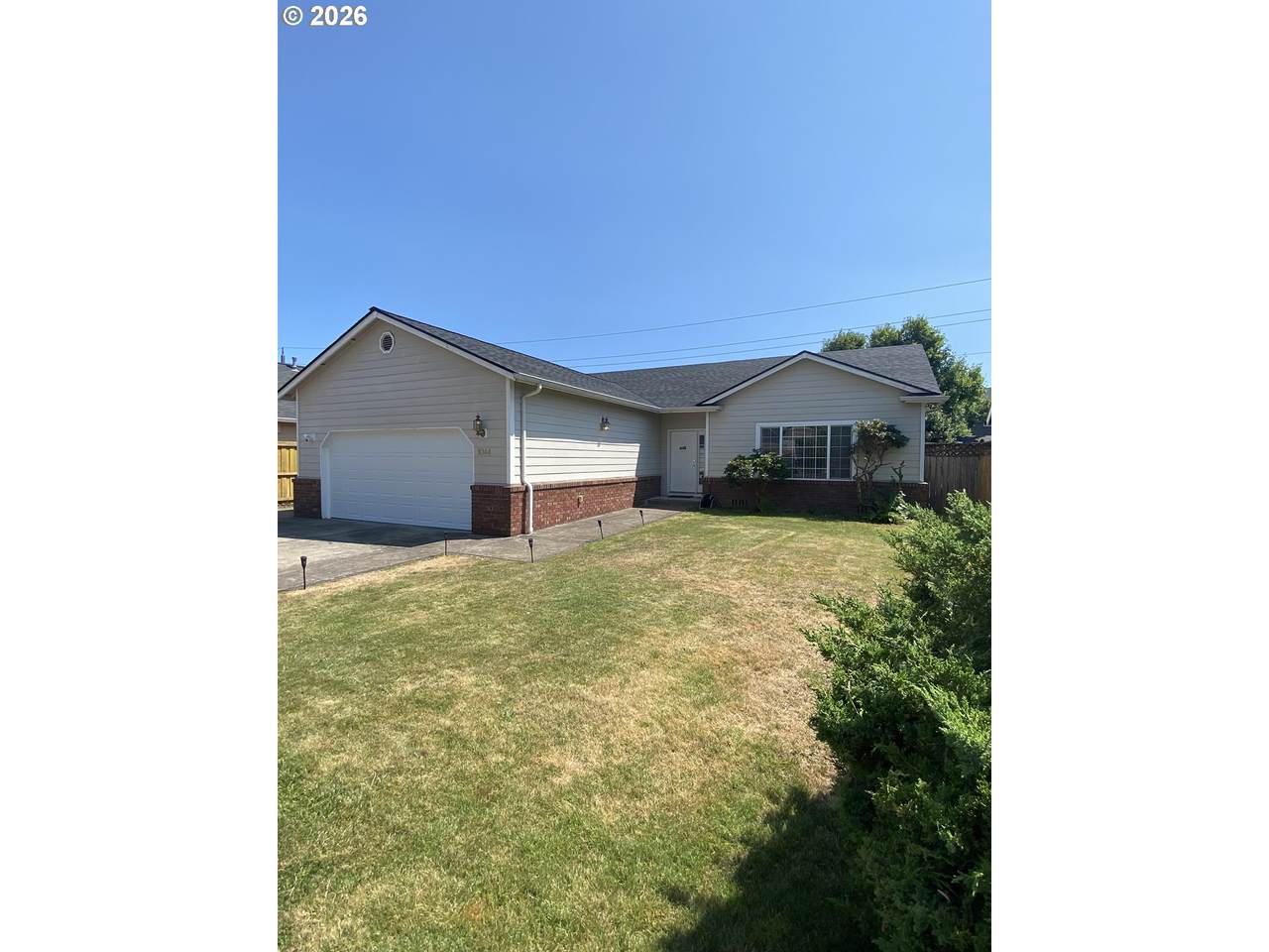 1044 Brotherton Ave - Photo 1