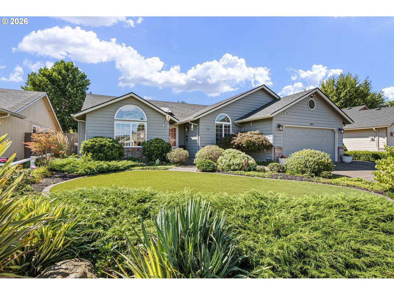 2077 Clark Ave - Photo 1