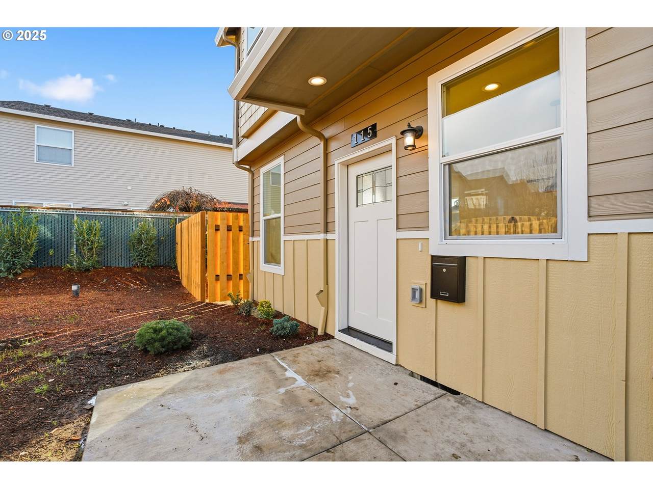 https://bt-photos.global.ssl.fastly.net/portland/1280_boomver_1_771466853-2.jpg